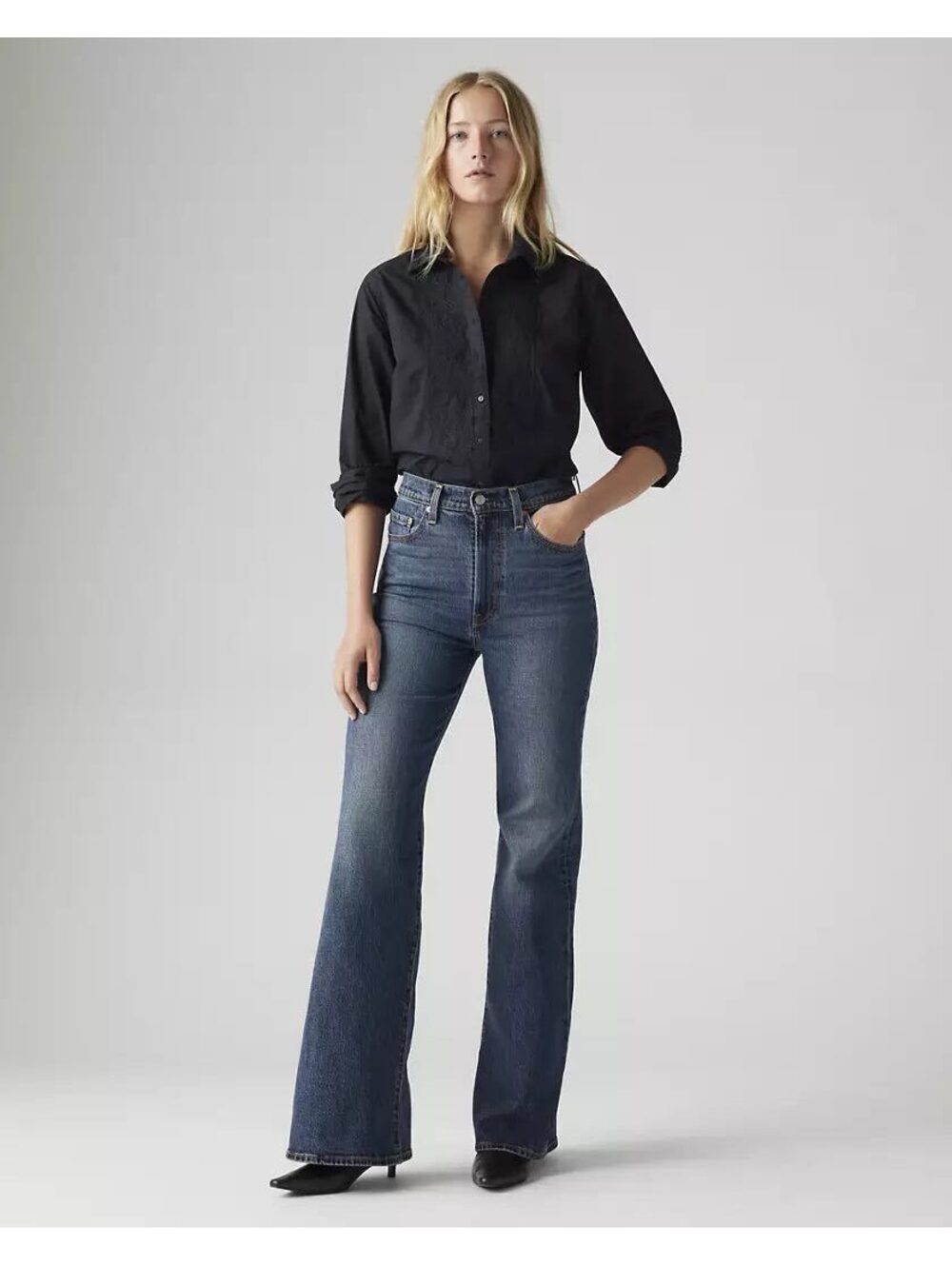 Levi’s Ribcage Bell Jeans Women 29x30 Romantic Story Dark Wash NWT Flare